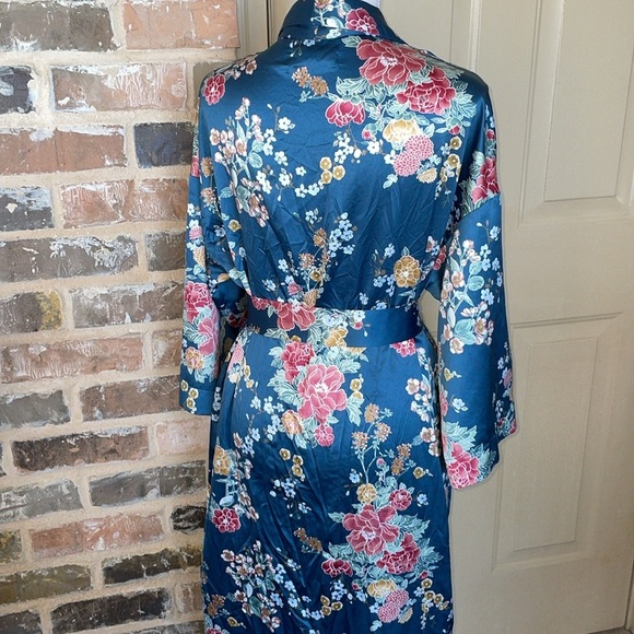Mustard Seed Silky Blue Floral Kimono Short Robe Attached Belt Sexy Loungewear - Picture 4 of 13